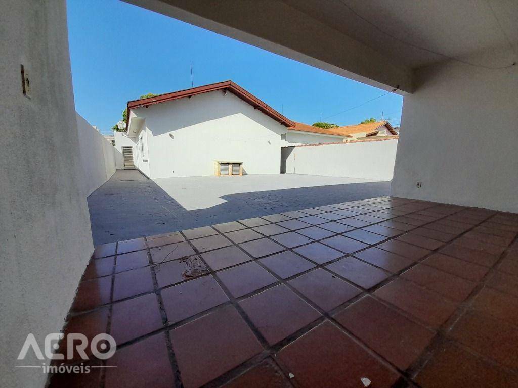 Casa à venda com 3 quartos, 164m² - Foto 22