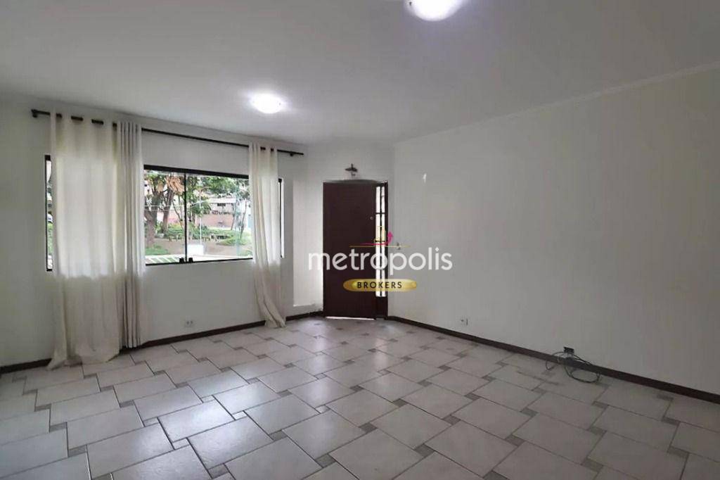 Casa de Condomínio para alugar com 4 quartos, 270m² - Foto 3