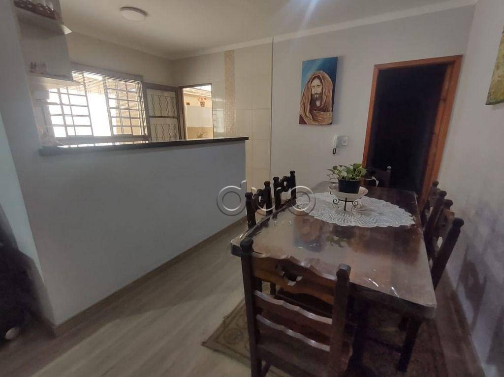 Casa à venda com 2 quartos, 120m² - Foto 6