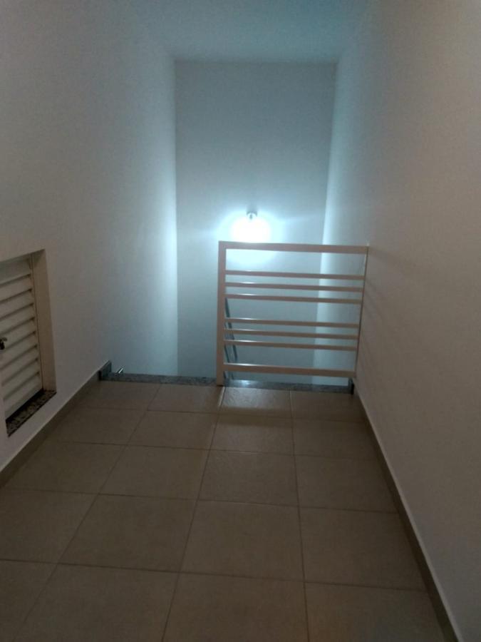 Apartamento à venda com 1 quarto, 33m² - Foto 4