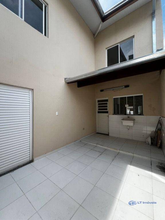 Sobrado à venda e aluguel com 3 quartos, 173m² - Foto 3