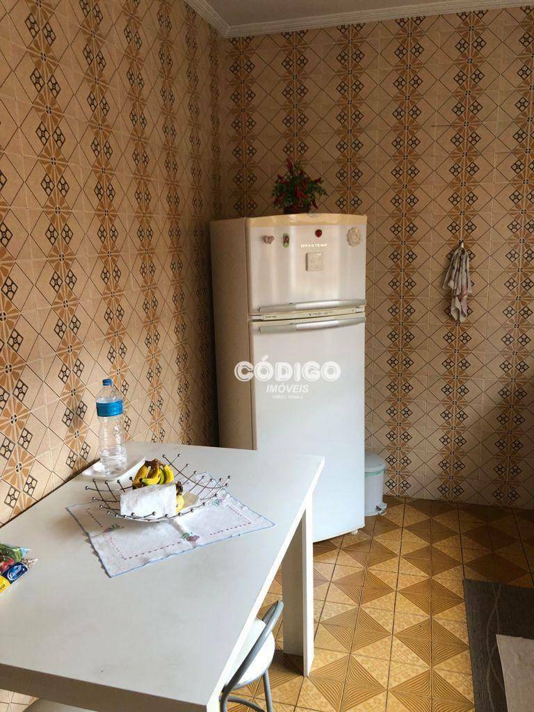 Casa à venda com 2 quartos, 150m² - Foto 18