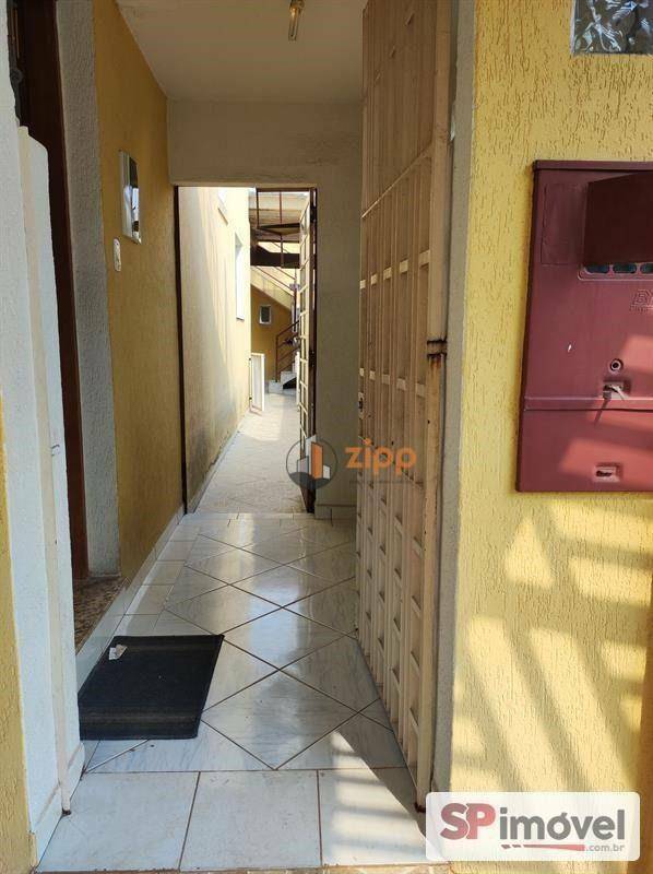 Sobrado para alugar com 2 quartos, 150m² - Foto 2