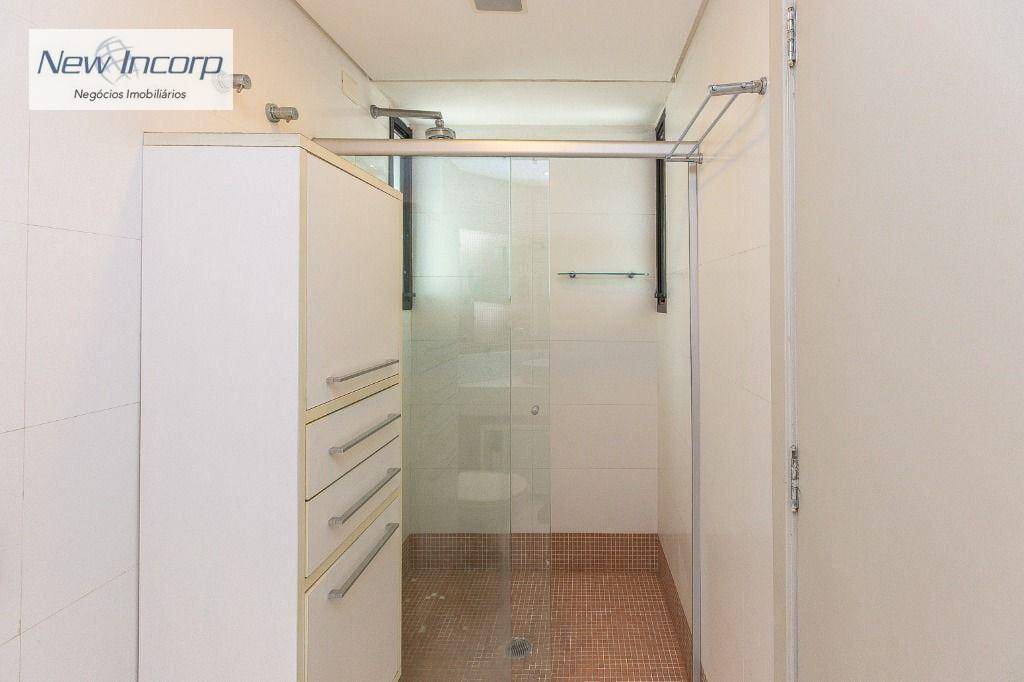 Apartamento à venda com 4 quartos, 201m² - Foto 32