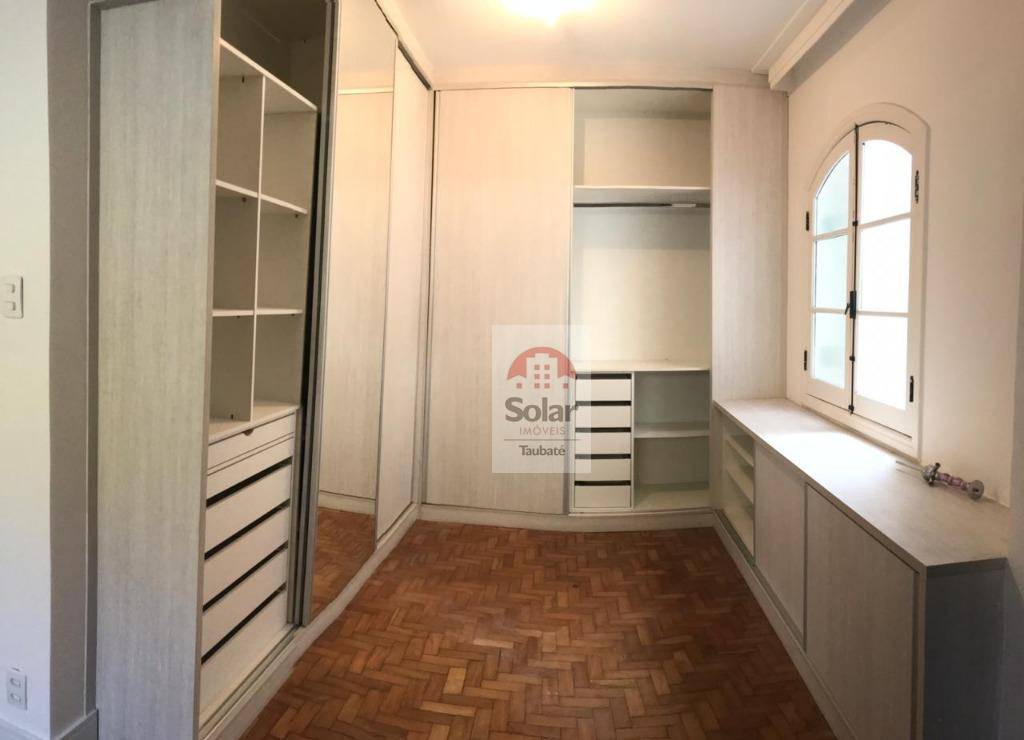 Casa à venda com 3 quartos, 200m² - Foto 26