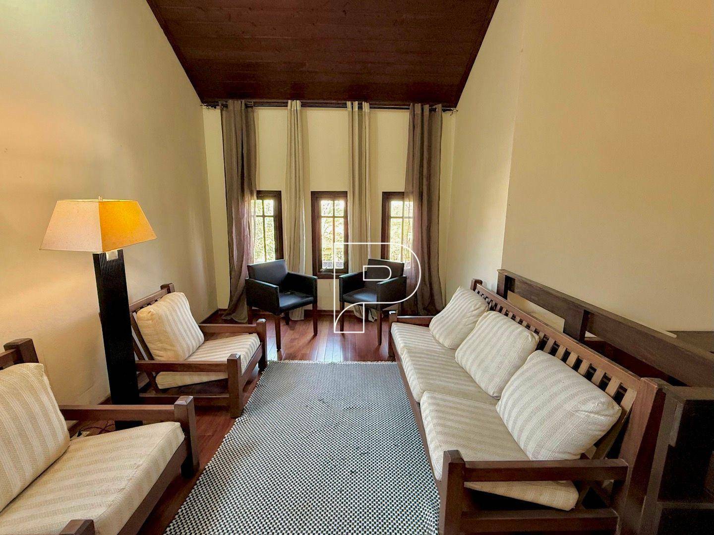 Casa à venda e aluguel com 3 quartos, 250m² - Foto 12