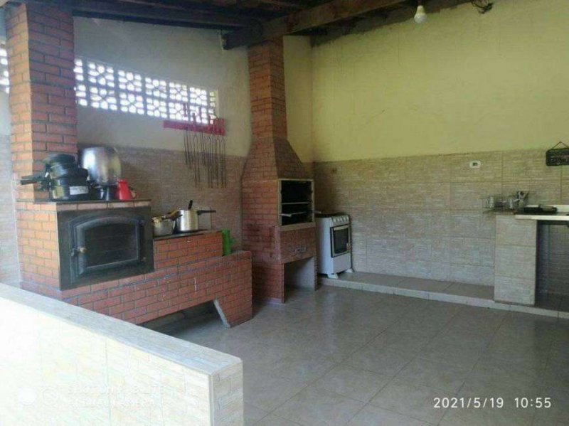 Chácara à venda com 4 quartos, 250m² - Foto 7