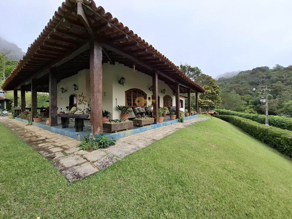 Casa de Condomínio à venda com 3 quartos, 3060m² - Foto 1