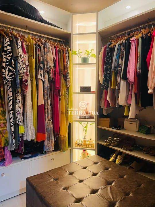 Casa de Condomínio à venda com 4 quartos, 250m² - Foto 6