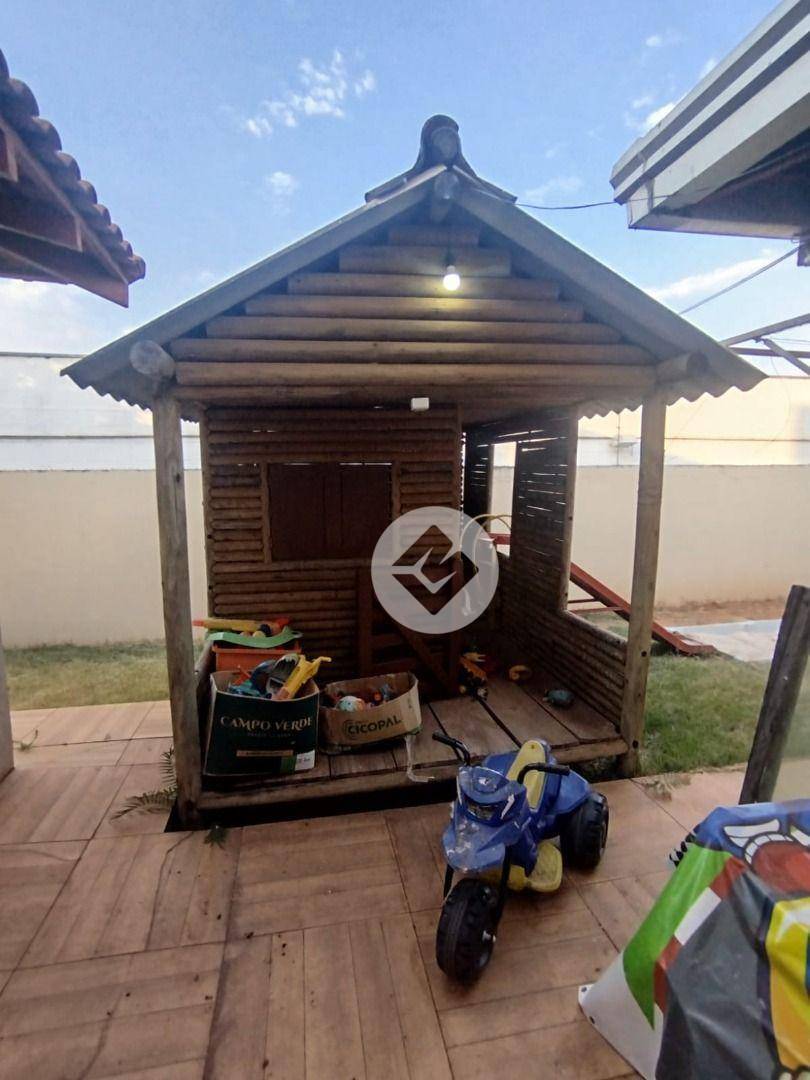 Casa, 4 quartos, 202 m² - Foto 35