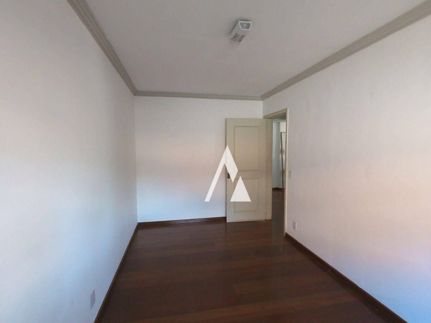 Apartamento para alugar com 2 quartos, 50m² - Foto 12