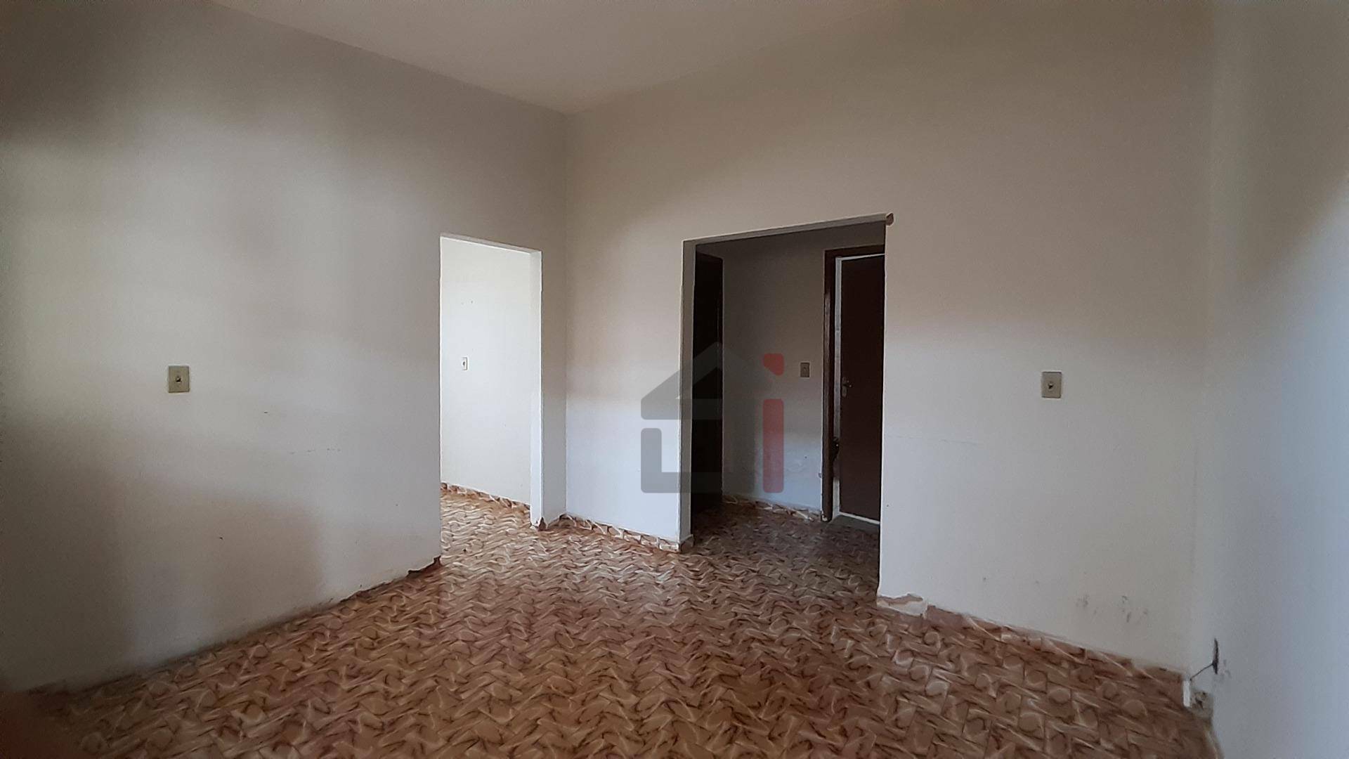 Casa à venda com 3 quartos, 108m² - Foto 3