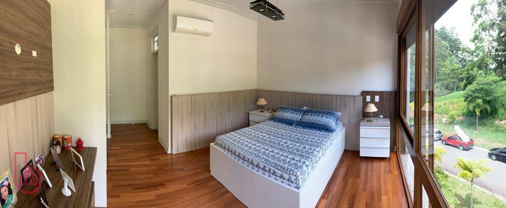 Casa de Condomínio à venda com 4 quartos, 400m² - Foto 21