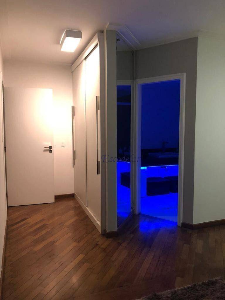 Apartamento à venda com 4 quartos, 198m² - Foto 12