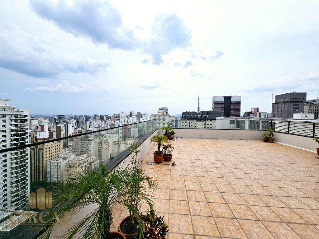 Apartamento à venda com 3 quartos, 276m² - Foto 20