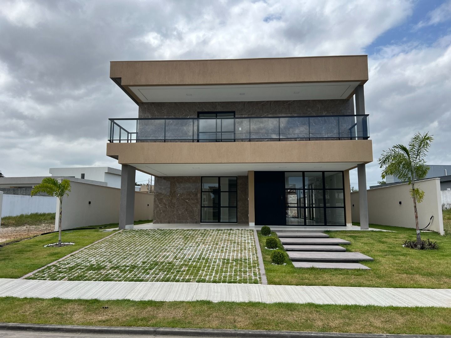 Casa de Condomínio à venda com 5 quartos, 318m² - Foto 5