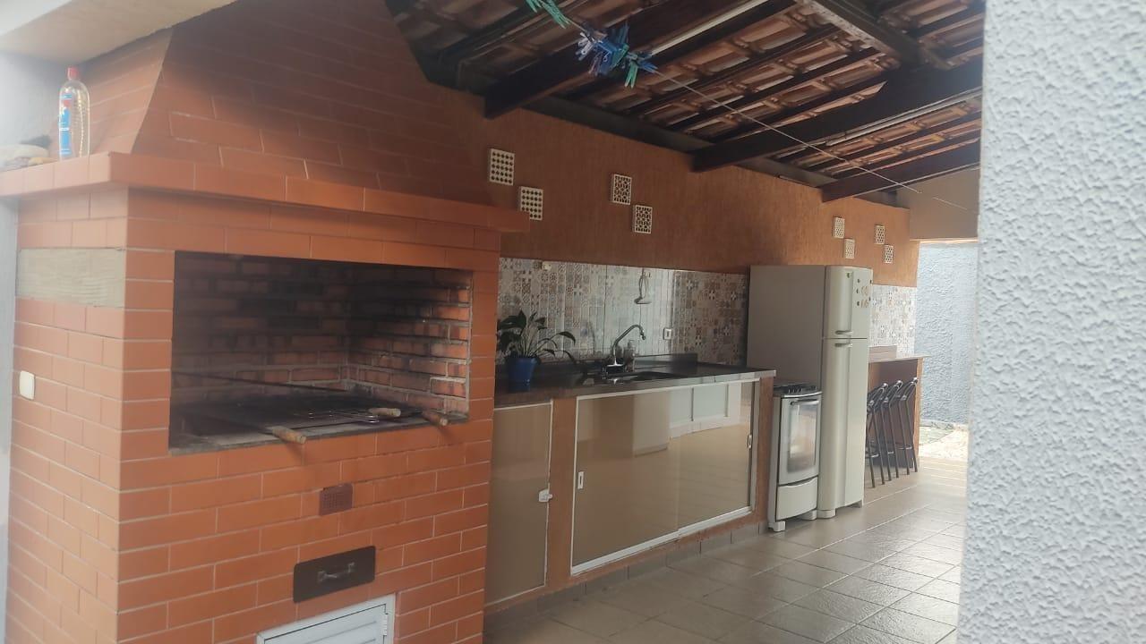 Casa à venda com 3 quartos, 197m² - Foto 12