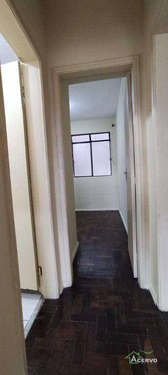 Apartamento à venda com 2 quartos, 30m² - Foto 9