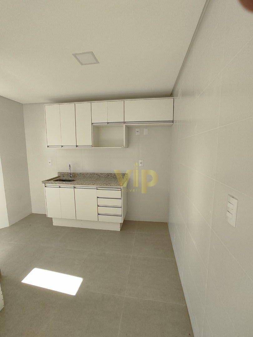 Apartamento à venda com 2 quartos, 78m² - Foto 3