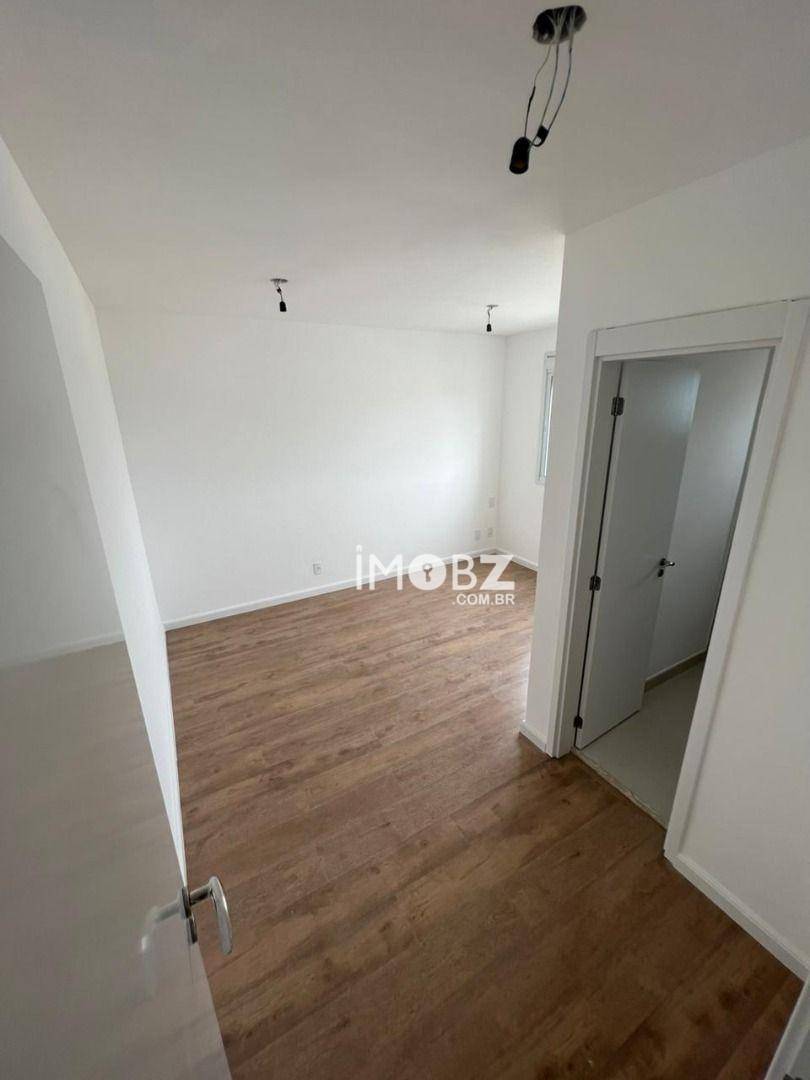 Apartamento à venda com 3 quartos, 93m² - Foto 21