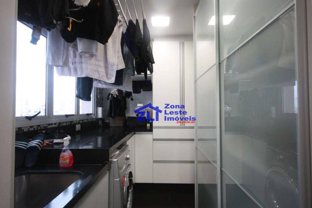 Apartamento à venda com 3 quartos, 192m² - Foto 11