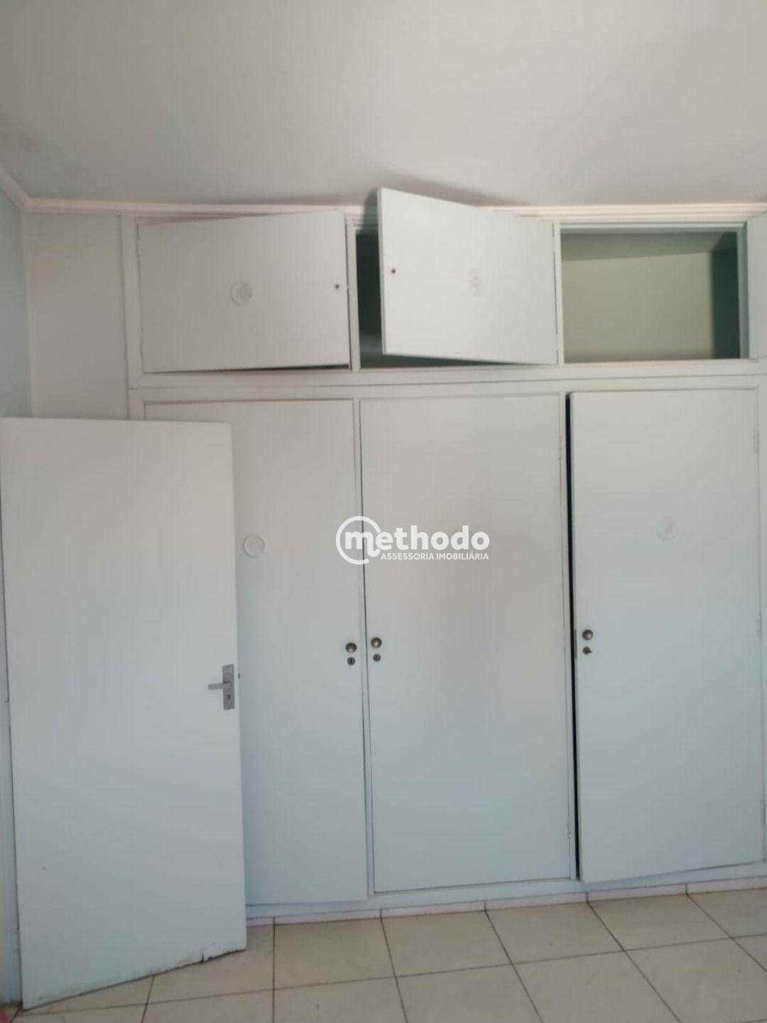 Casa à venda com 5 quartos, 310m² - Foto 11