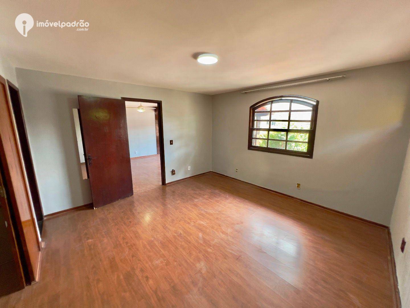 Casa de Condomínio à venda e aluguel com 3 quartos, 180m² - Foto 43