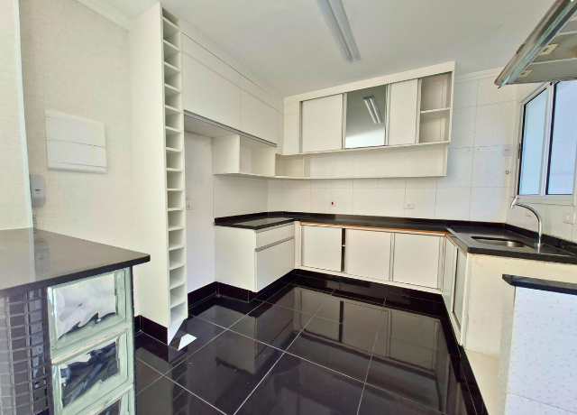 Casa de Condomínio à venda com 2 quartos, 127m² - Foto 8