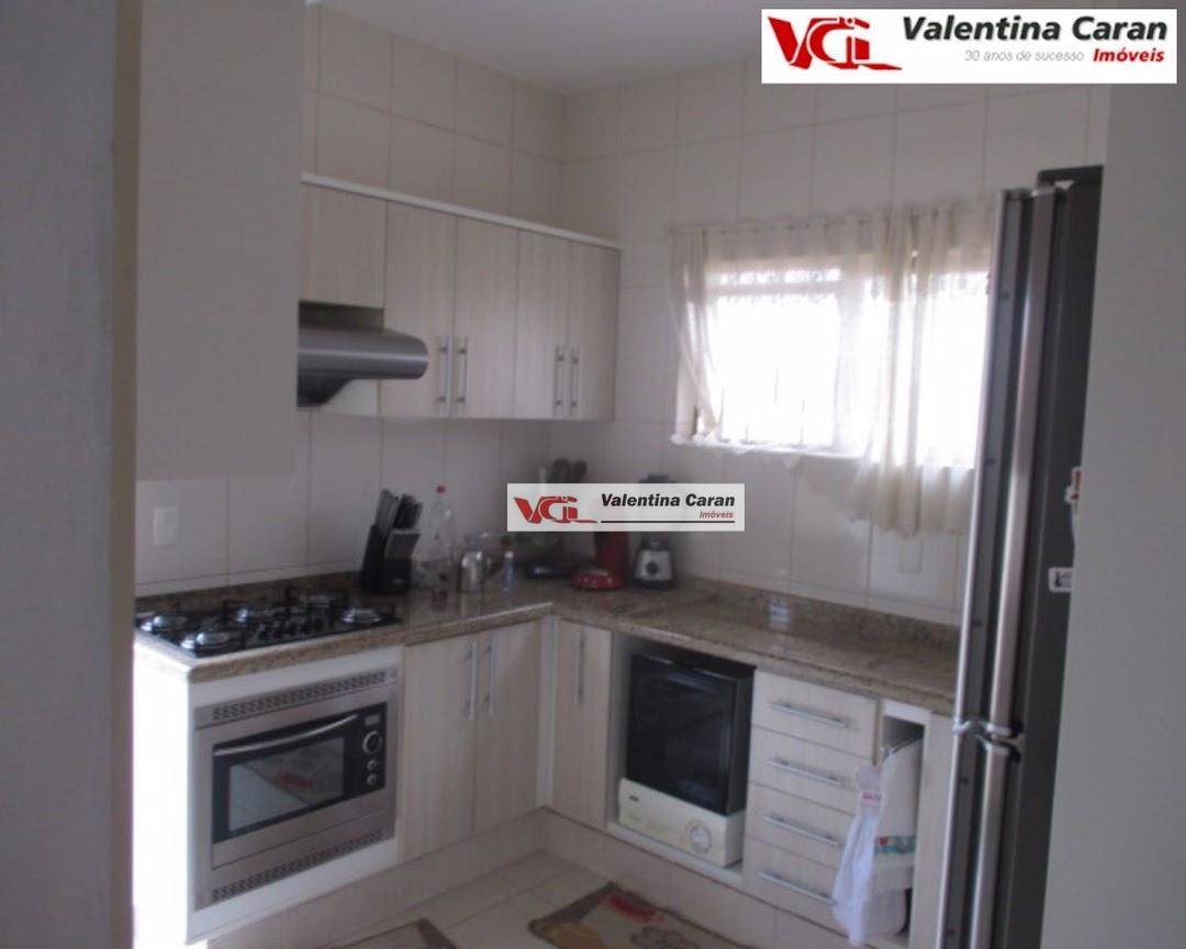 Casa à venda com 4 quartos, 300m² - Foto 9