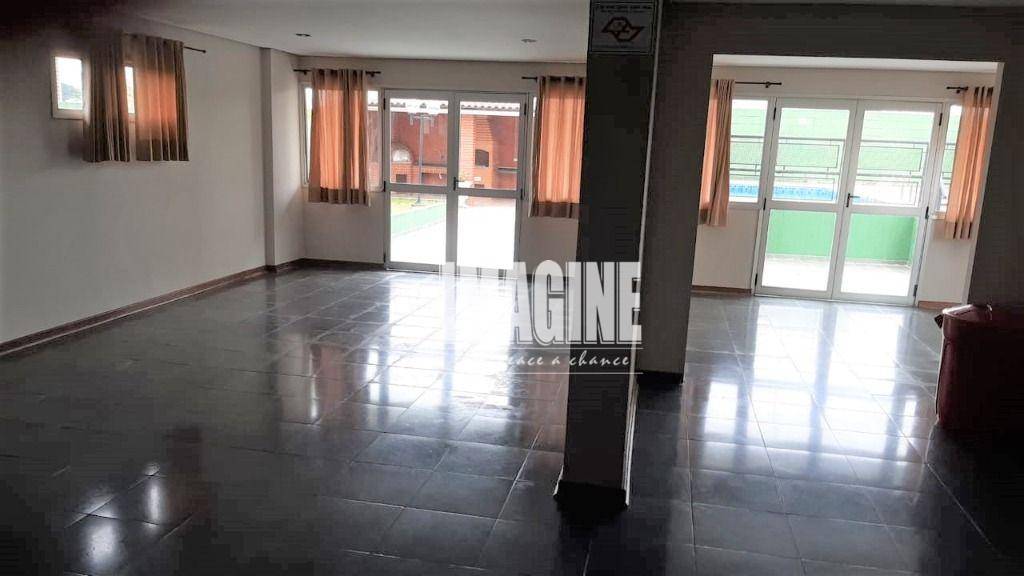 Apartamento à venda com 2 quartos, 64m² - Foto 23