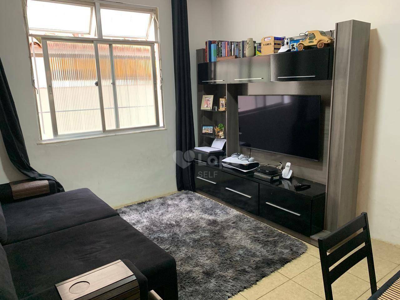 Apartamento à venda com 2 quartos, 61m² - Foto 1