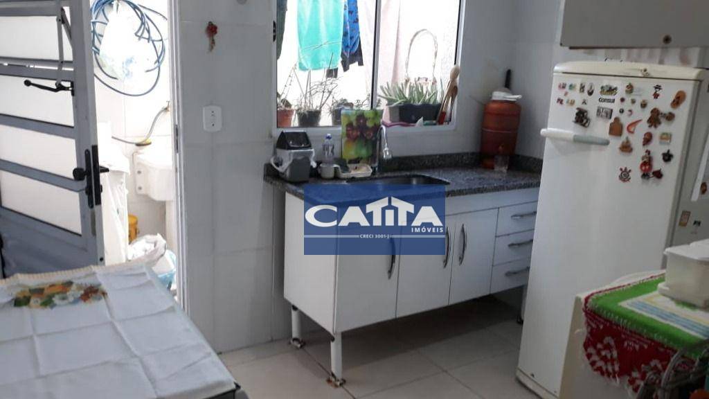 Sobrado à venda com 2 quartos, 61m² - Foto 2