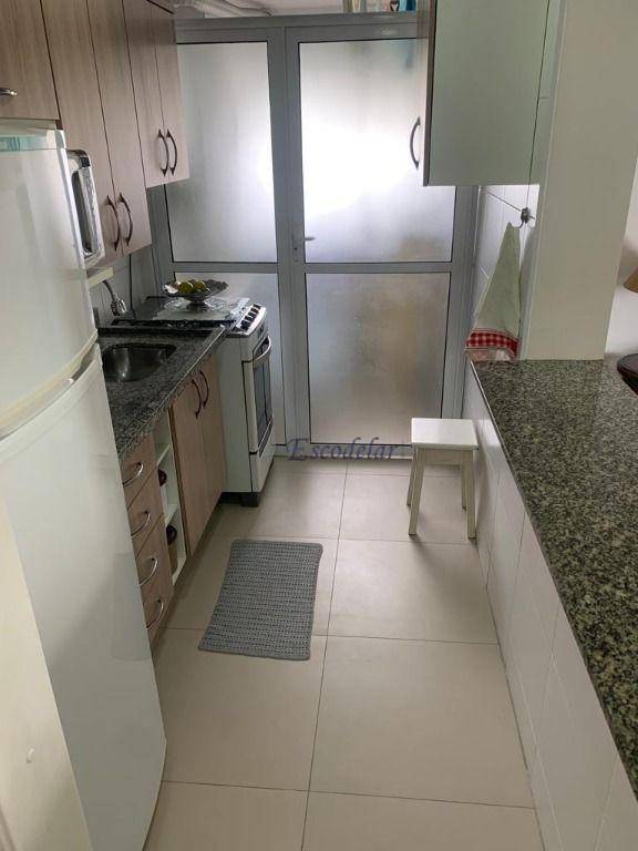 Apartamento à venda com 2 quartos, 62m² - Foto 9