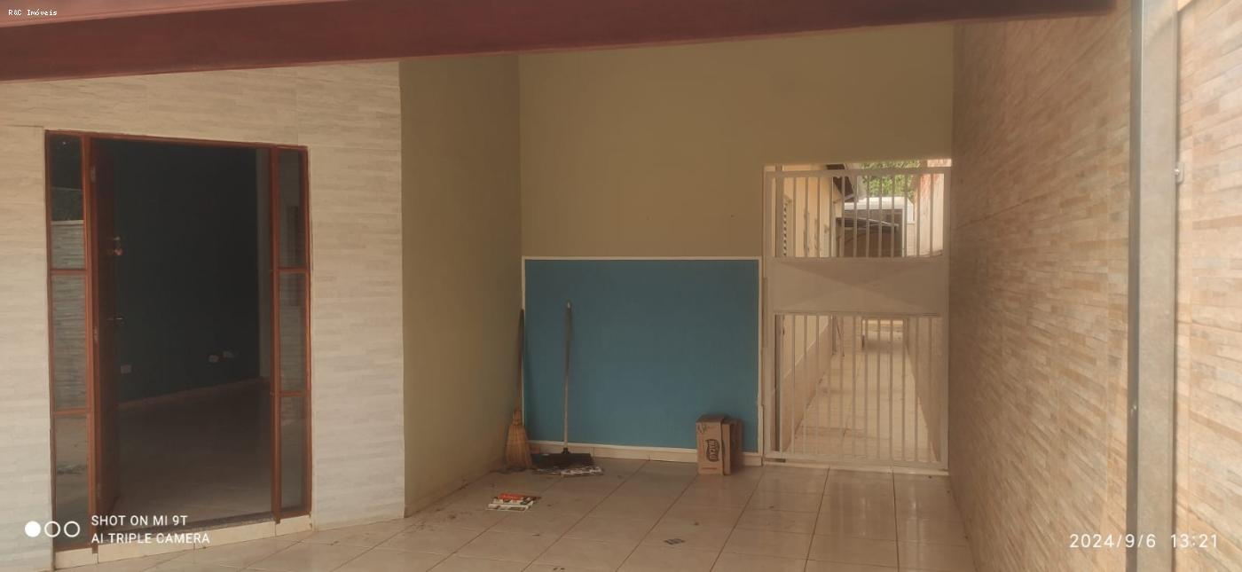 Casa à venda com 2 quartos, 250m² - Foto 14