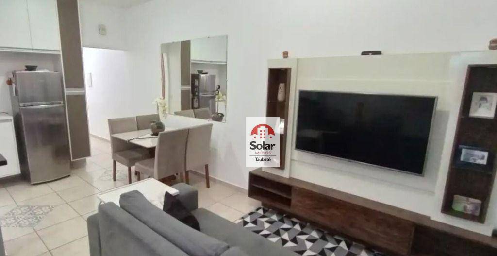 Casa à venda com 3 quartos, 100m² - Foto 4