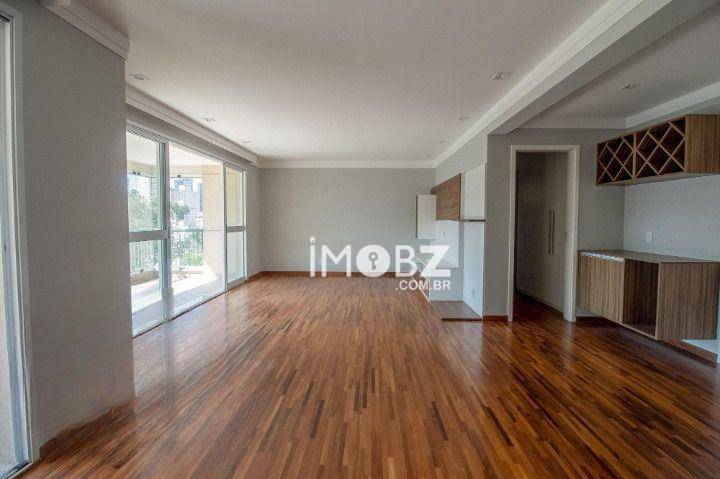 Apartamento à venda com 4 quartos, 196m² - Foto 16