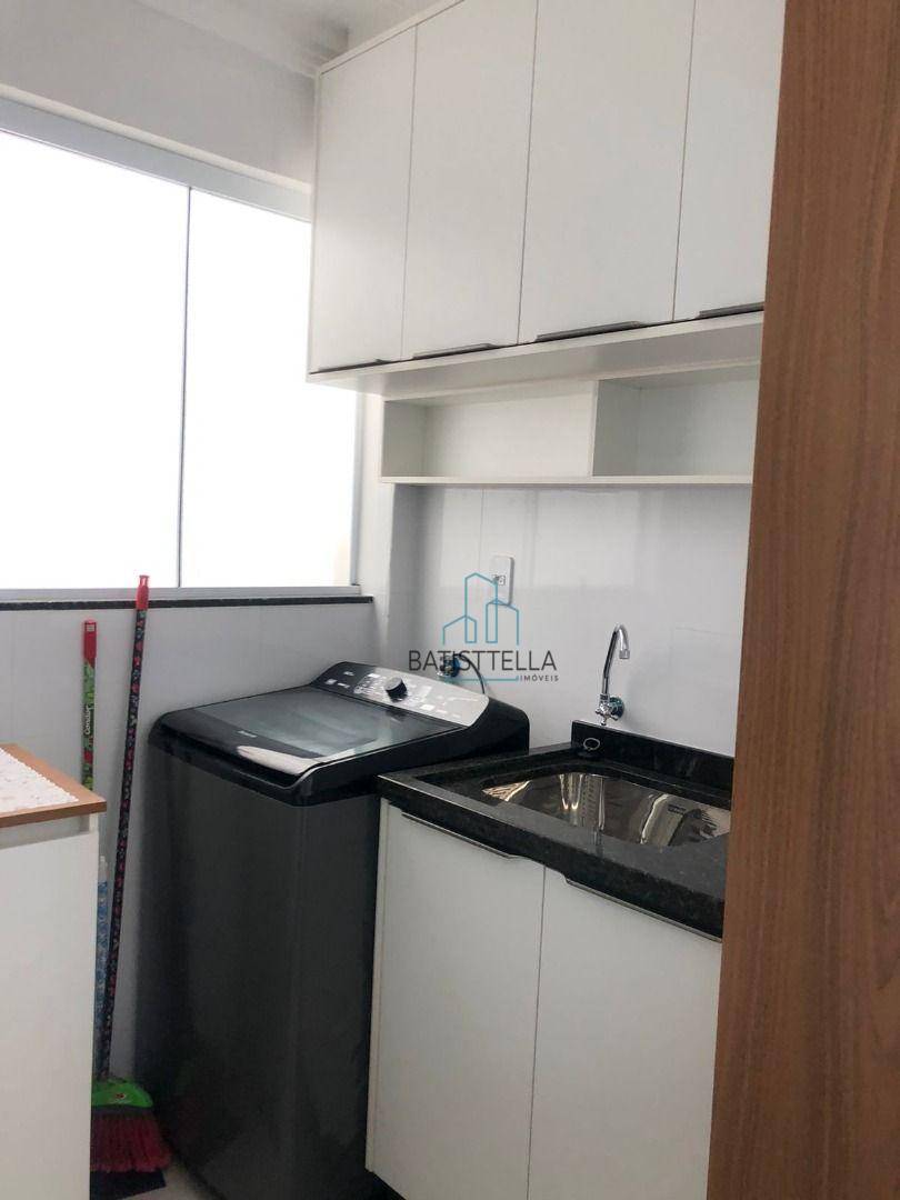 Apartamento à venda com 2 quartos, 70m² - Foto 10