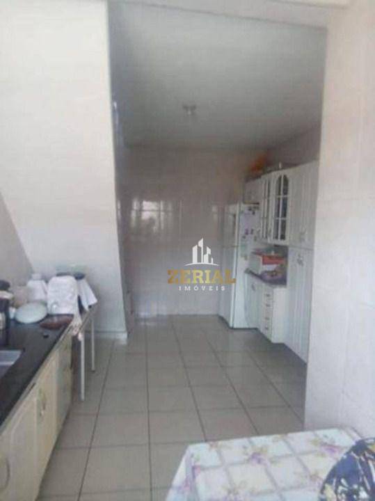 Sobrado à venda com 3 quartos, 250m² - Foto 3