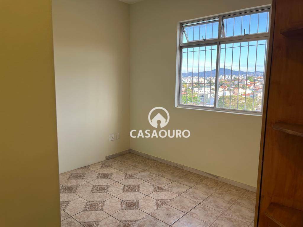 Apartamento à venda com 4 quartos, 123m² - Foto 14