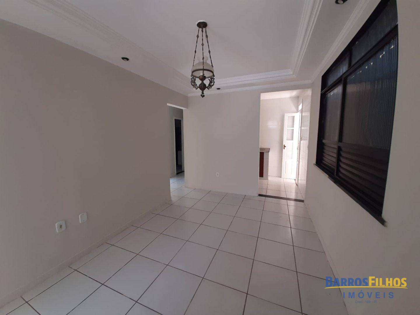 Casa para alugar com 3 quartos, 109M2 - Foto 10