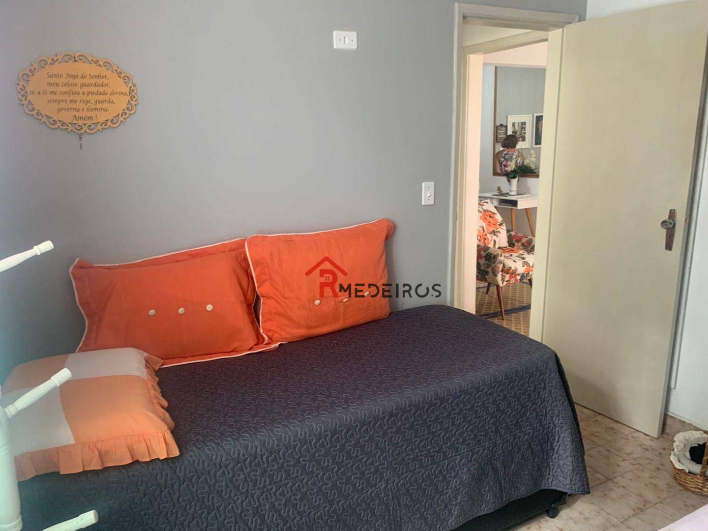 Apartamento à venda com 2 quartos, 70m² - Foto 13