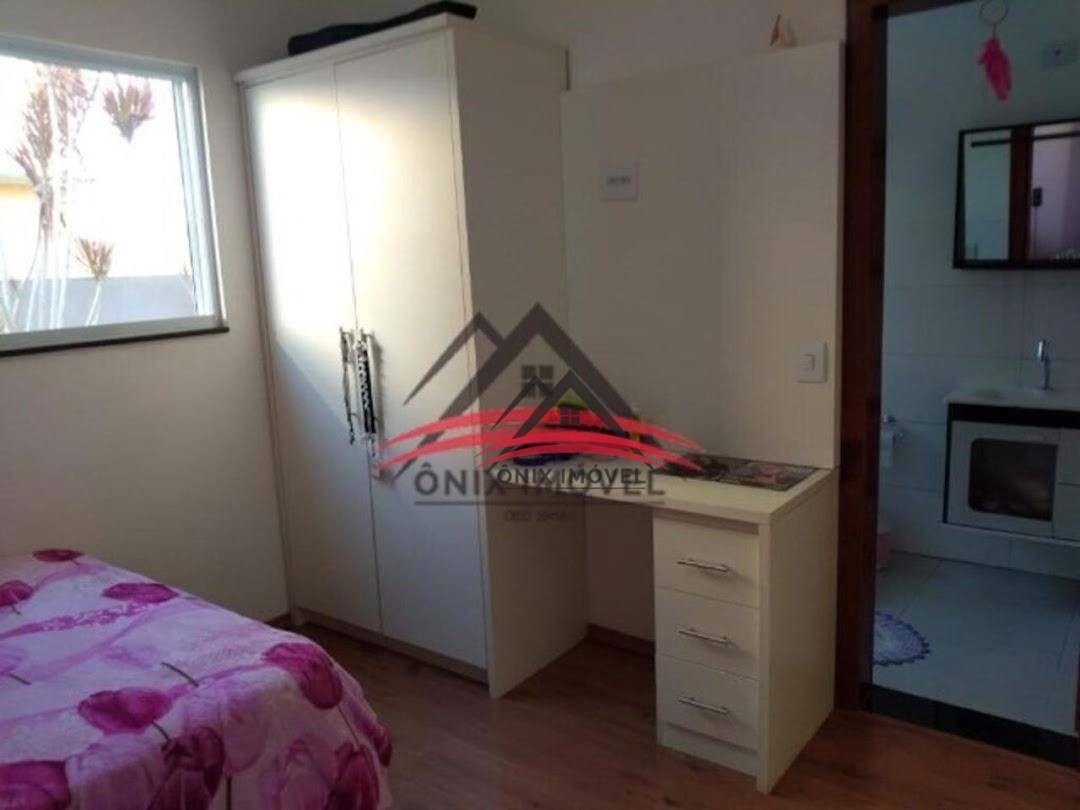 Casa de Condomínio à venda com 3 quartos, 220m² - Foto 6