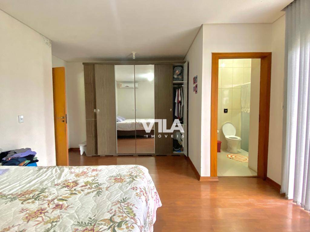 Casa à venda com 5 quartos, 369m² - Foto 22