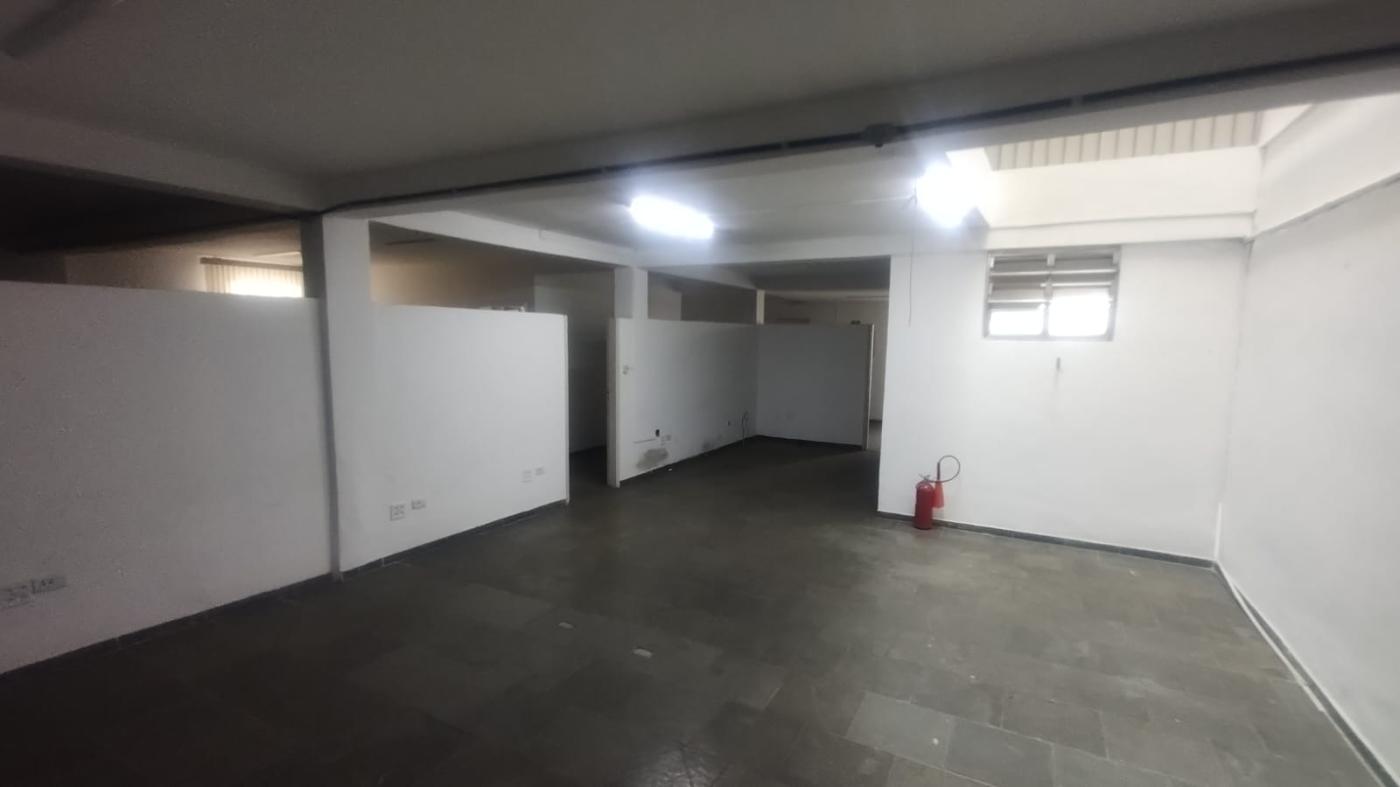 Prédio Inteiro para alugar, 692m² - Foto 4