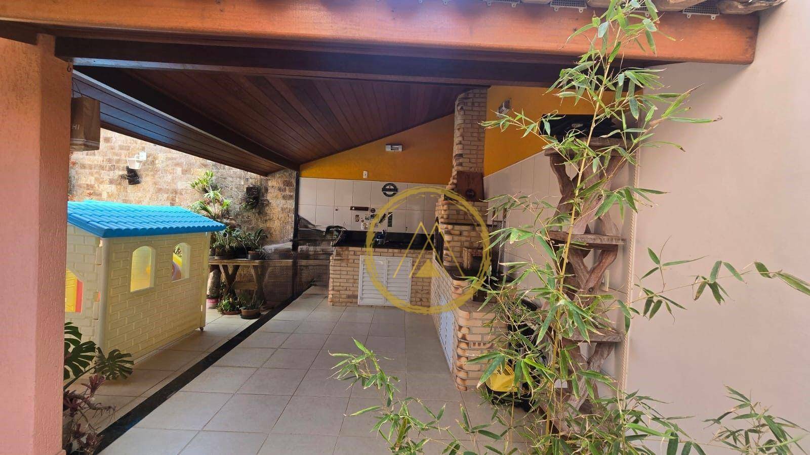 Casa à venda com 3 quartos, 198m² - Foto 9