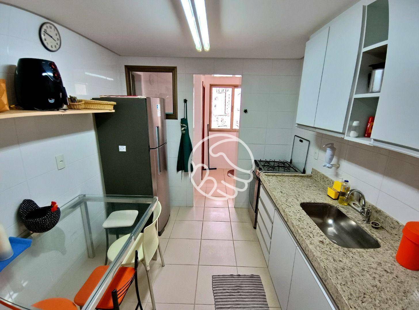 Apartamento para alugar com 4 quartos, 125m² - Foto 20