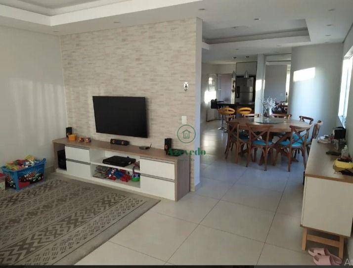 Sobrado à venda com 3 quartos, 190m² - Foto 3