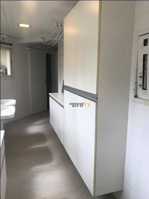 Apartamento à venda com 3 quartos, 260m² - Foto 14