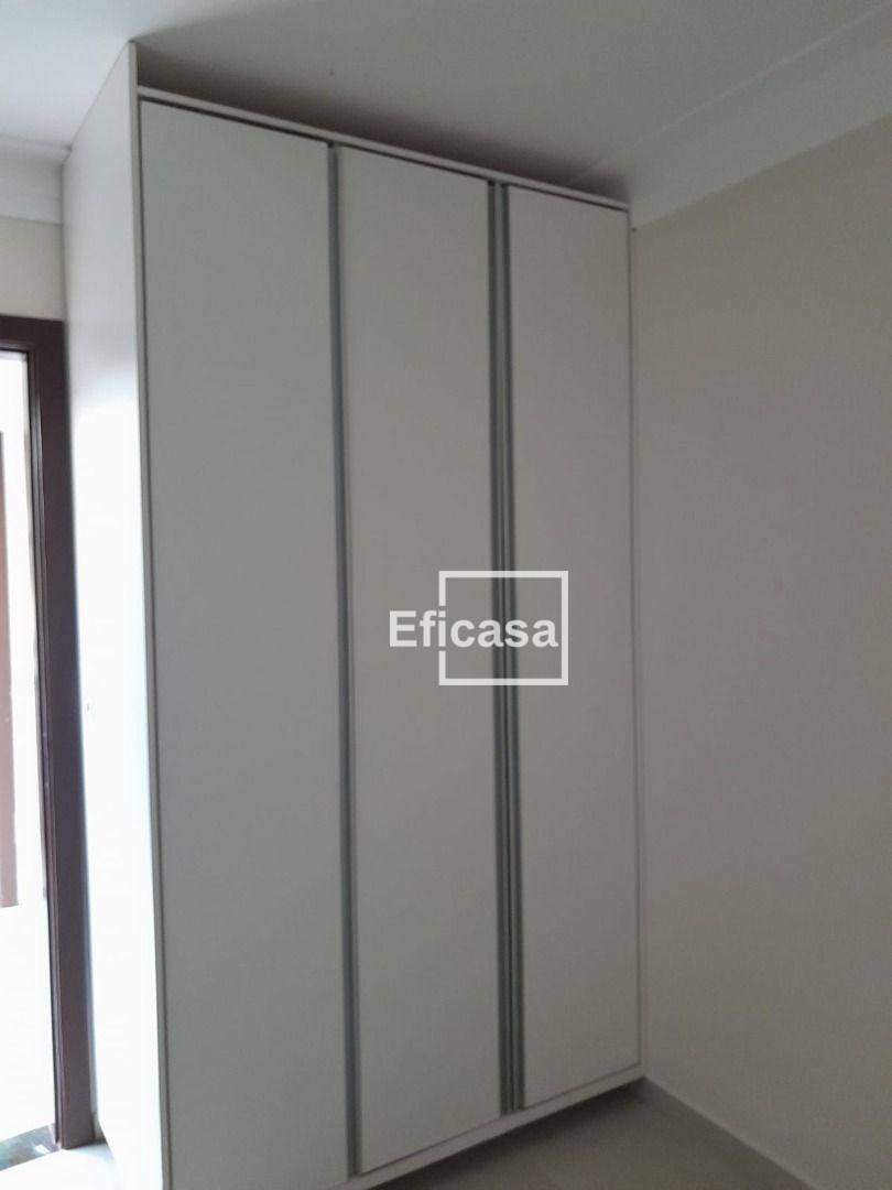 Casa à venda com 3 quartos, 300m² - Foto 28