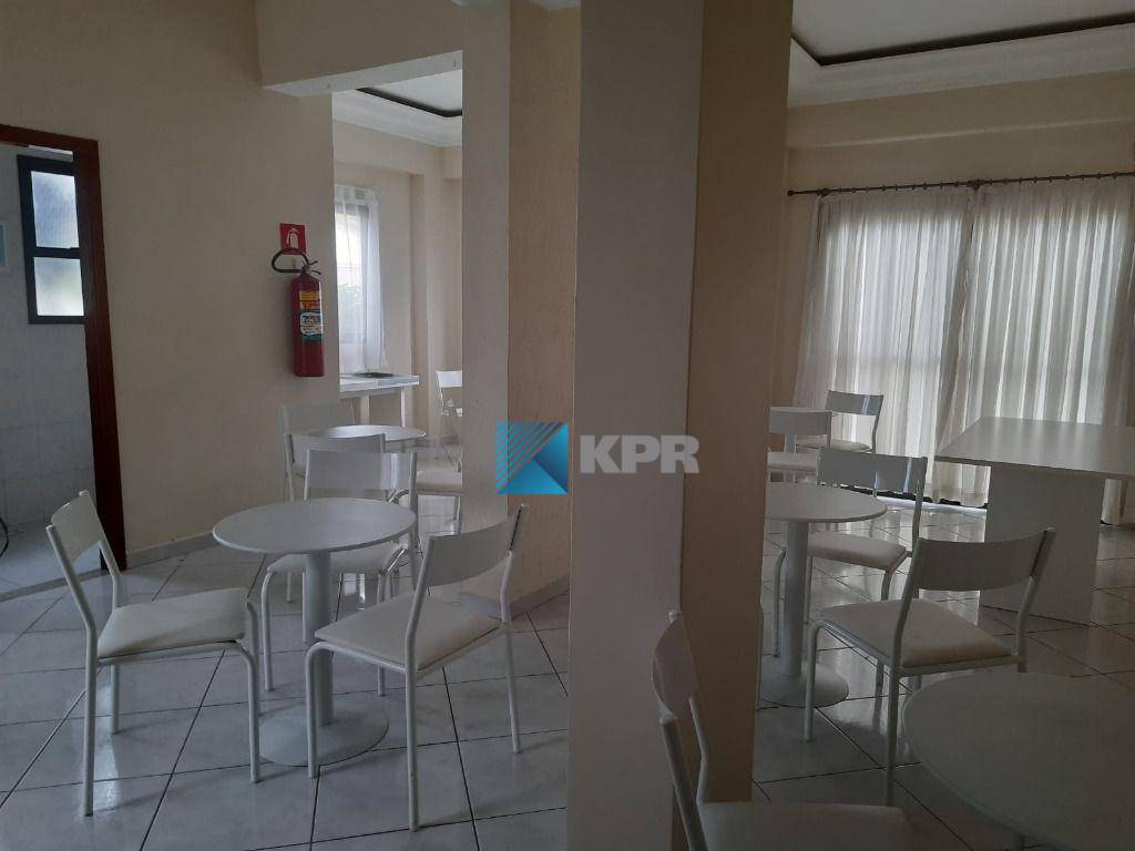 Apartamento para alugar com 3 quartos, 82m² - Foto 20